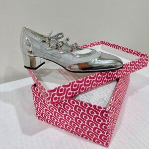 Carel Mary Jane Knight.